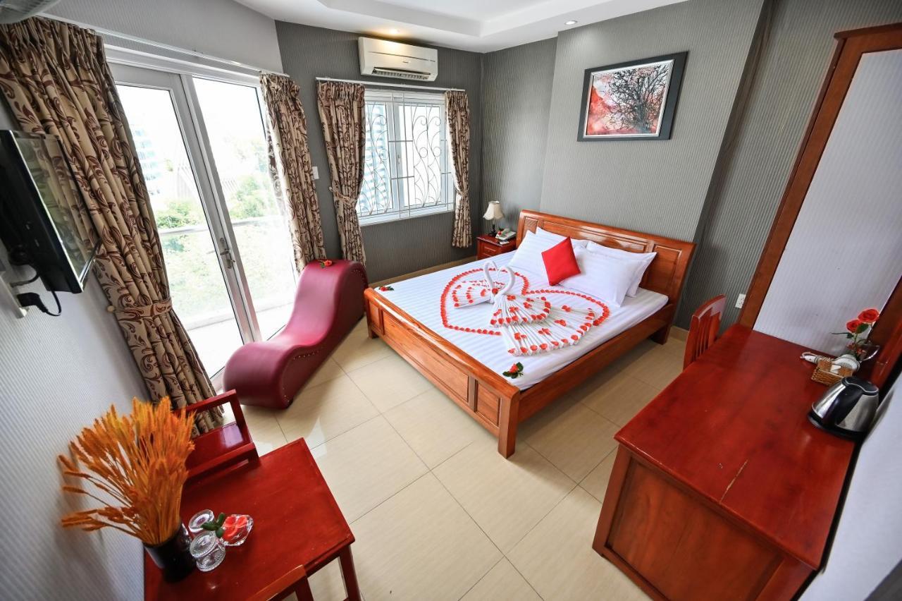 Quang Hoa Airport Hotel Хошимин Экстерьер фото